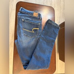 AMERICAN EAGLE outfitters skinny jeans